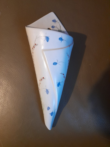 Hand painted buchan thistle - hand,
